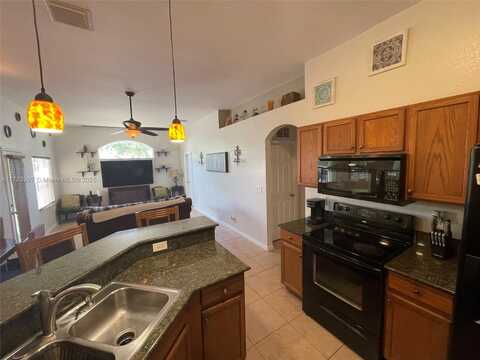 1214 SW Patricia Ave, Port Saint Lucie, FL 34953