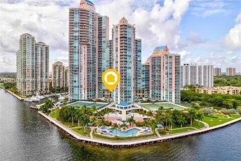 3370 Hidden Bay Dr, Aventura, FL 33180