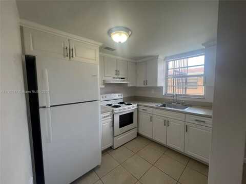 50 W 31st St, Hialeah, FL 33012