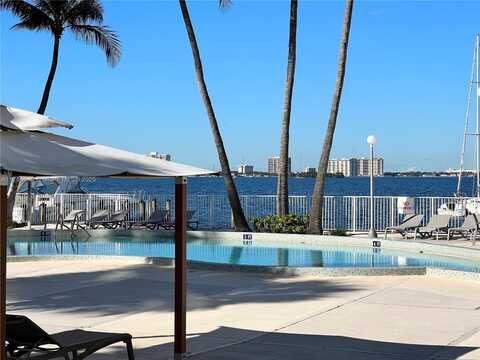 1865 79th St Cswy, North Bay Village, FL 33141