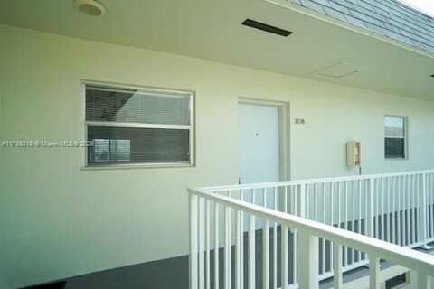 12890 NE 8th Ave, North Miami, FL 33161