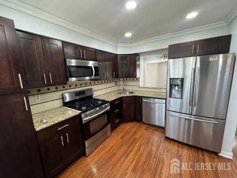 121 Dunham Avenue, Edison, NJ 08817