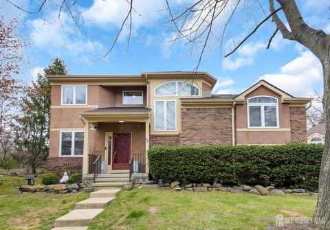158 Kingsland Circle, Brunswick Gardens, NJ 08852