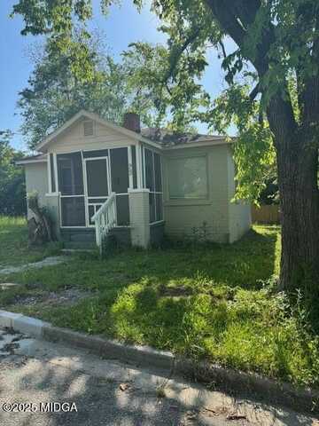 952 Smith Street, Macon, GA 31217