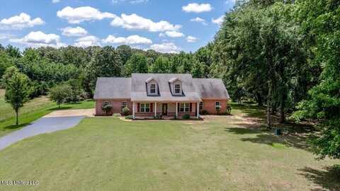 402 Boone Circle, Coldwater, MS 38618