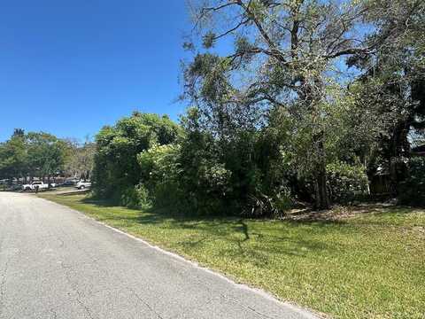 1669 MONTAGUE STREET, DELTONA, FL 32725