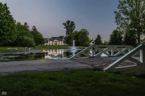 8155 Hunt Club Road, Zionsville, IN 46077