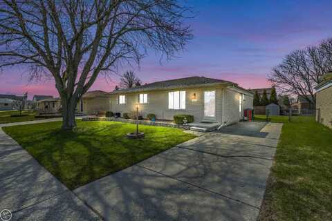 46911 Crestview, Macomb, MI 48044