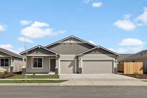 3421 NW 12th Street, Redmond, OR 97756
