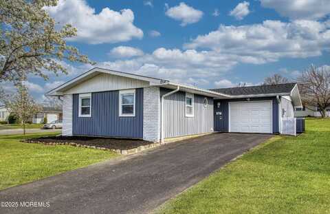 1 Markham Road, Brick, NJ 08724