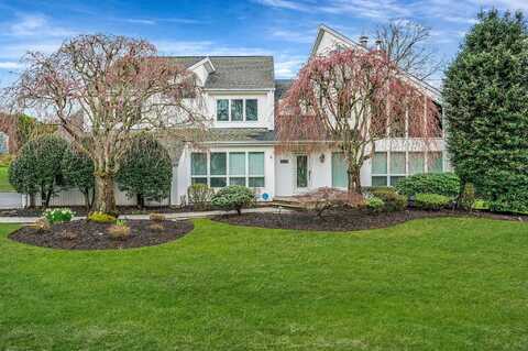 4 Maureen Drive, Mount Sinai, NY 11766