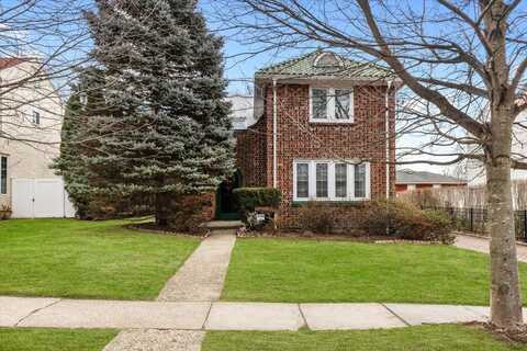 140 Colonial Parkway N, Yonkers, NY 10710