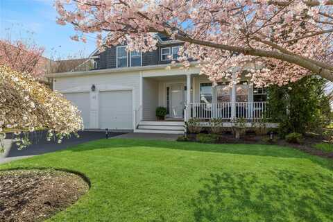 33 Tyler Drive, Riverhead, NY 11901