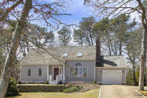 16 Majors Cove Lane, Edgartown, MA 02539