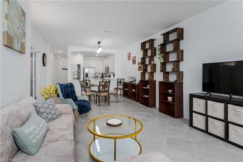 2140 Dragonfruit, NAPLES, FL 34120