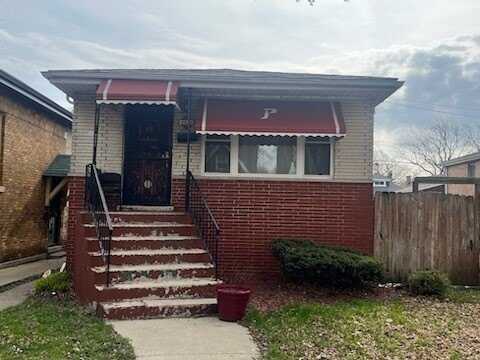8823 S Wallace Street, Chicago, IL 60620