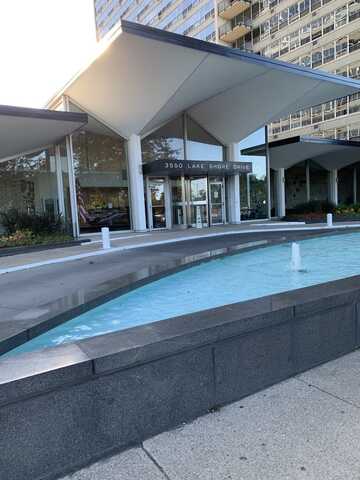 3550 N Lake Shore Drive, Chicago, IL 60657