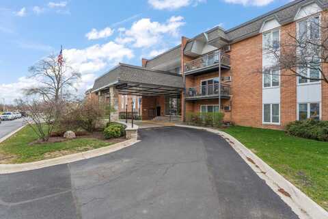 4220 Saratoga Avenue, Downers Grove, IL 60515