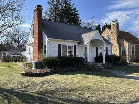4 N Melrose Avenue, Elgin, IL 60123