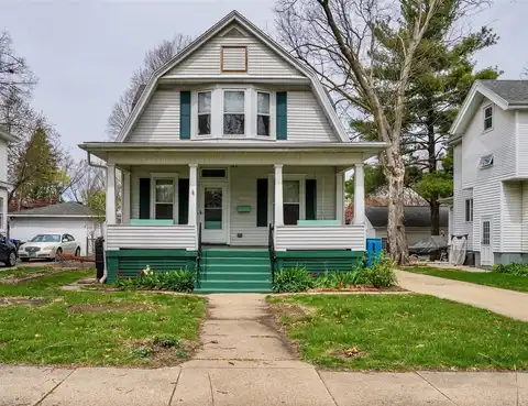 1910 E Taylor Street, Bloomington, IL 61701