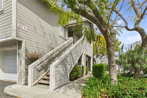 3500 S Greenville Street, Santa Ana, CA 92704