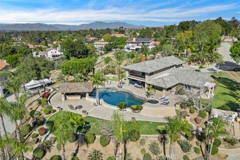 17289 Mariposa Avenue, Riverside, CA 92504