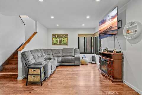 1642 Dalmatia Drive, San Pedro, CA 90732