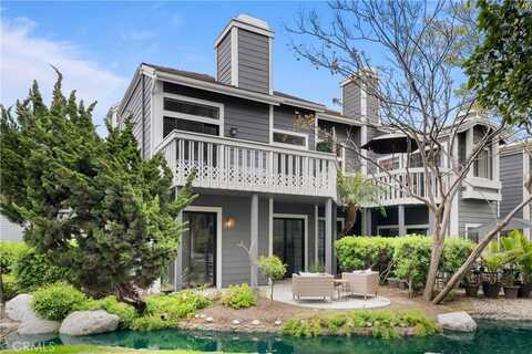 8161 Cape Hope Circle, Huntington Beach, CA 92646