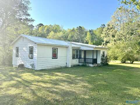 291 Hall Circle, Guntersville, AL 35976