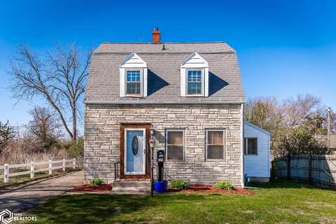 1505 Kalsem Boulevard, Marshalltown, IA 50158