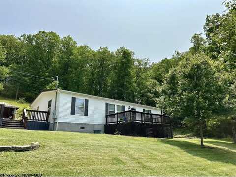 403 Diamond Street, Elkins, WV 26241
