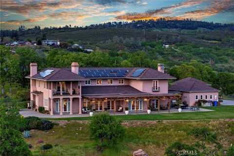 19255 Dallas Court, Hidden Valley Lake, CA 95467