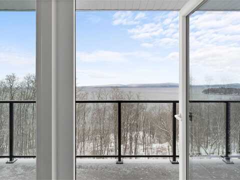 125 Cambrian Way, Burlington, VT 05401