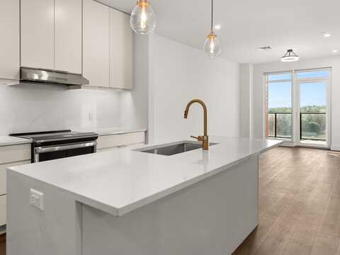 125 Cambrian Way, Burlington, VT 05401