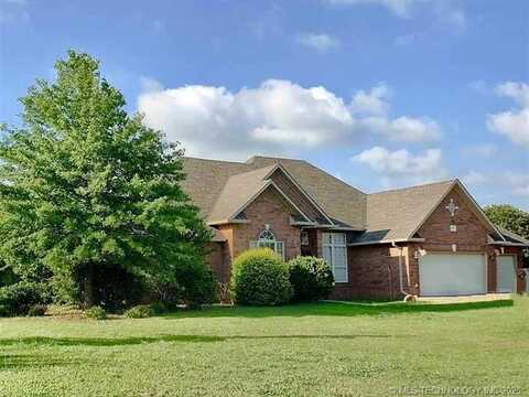 124 K Lynn Road, Ardmore, OK 73401