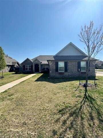 10427 S 229th East Avenue, Broken Arrow, OK 74014