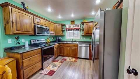 1080 Van Pl, Powell, WY 82435