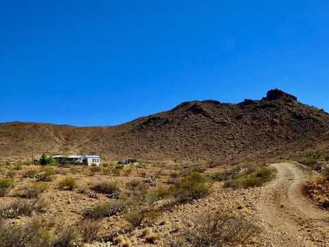1055 Harold Wynne Road, Terlingua, TX 79852