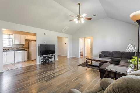 1210 Kristin Lane, Blanchard, OK 73010