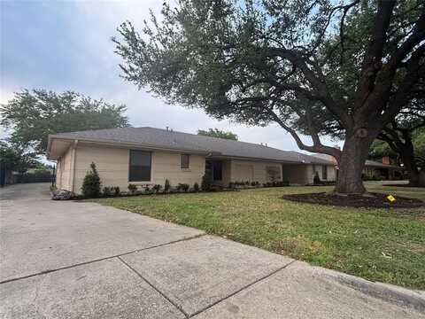 4910 Arborlawn Drive, Fort Worth, TX 76109