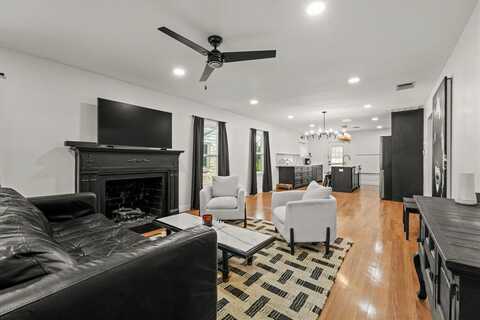 1622 Hollywood Avenue, Dallas, TX 75208