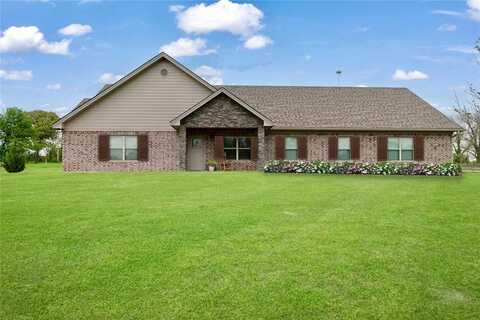 308 N Douglas Street, Bogata, TX 75417