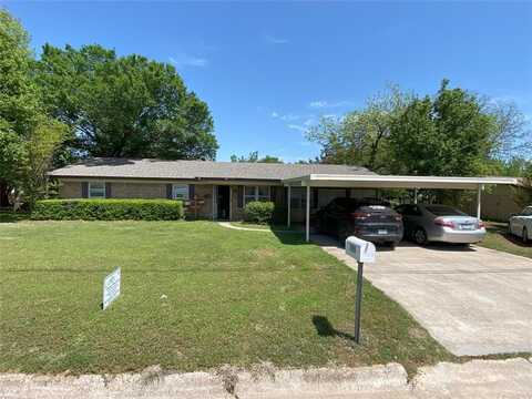 705 Pillar Street, Bowie, TX 76230