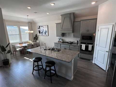 1016 Sublime Drive, Forney, TX 75126
