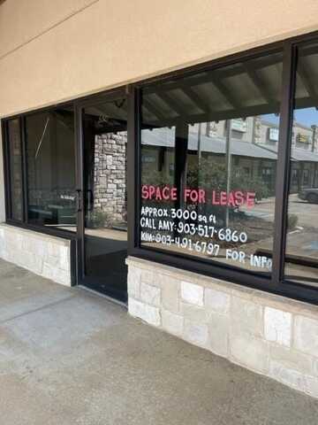 550 N Collegiate Drive, Paris, TX 75460