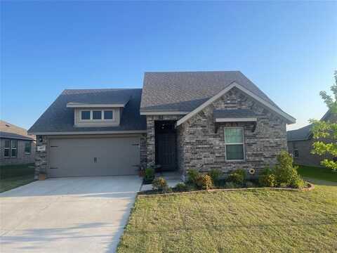 4807 Avion Drive, Sanger, TX 76266