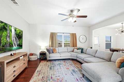 103 Kincaid Drive, Sanger, TX 76266