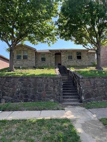 1516 Lone Star Court, Mesquite, TX 75181