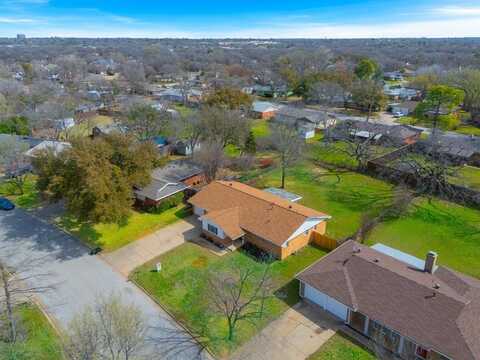 216 Belmont Street, Hurst, TX 76053
