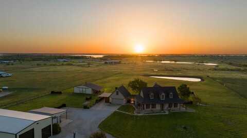 1691 Lawlis Lane, Sanger, TX 76266